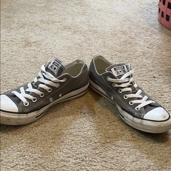 Grey converse - Picture 2 of 4